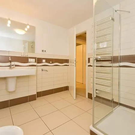 Julius App 1 La Apartment *