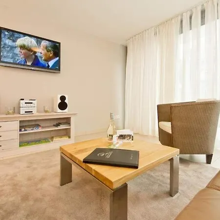 Julius App 1 La Apartment *